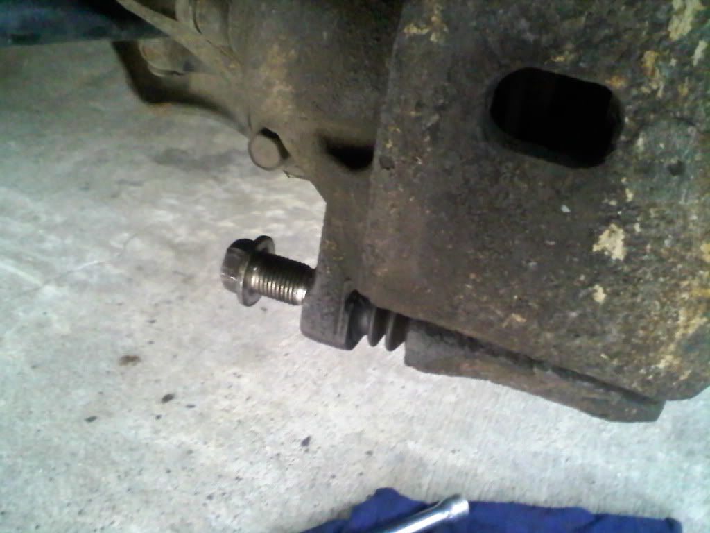 Brake Caliper Bolt Stuck! Help! [edit] Brake flush sequence? 98 Accord