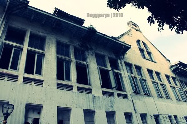 Old Buildings 02