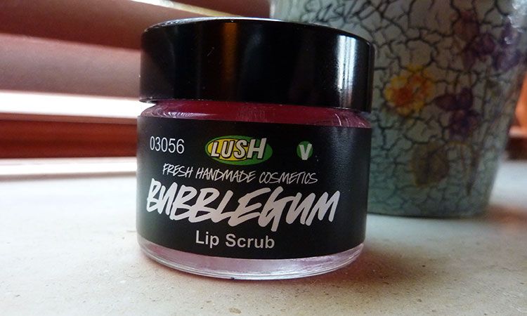 lush-lipscrub-bubblegum